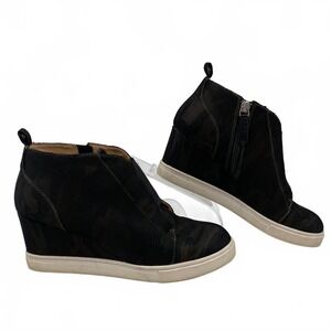 Linea Paola Black Green Camouflage Wedge Sneakers | Women’s US7